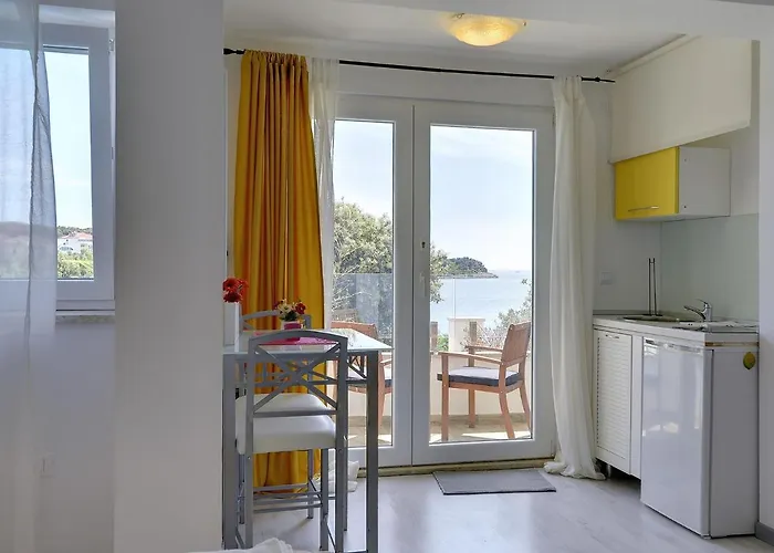 Villa In Pula With Private Swimming Pool