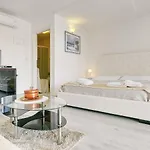 In Pula With Private Swimming Pool