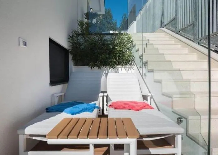 In Pula With Private Swimming Pool 빌라